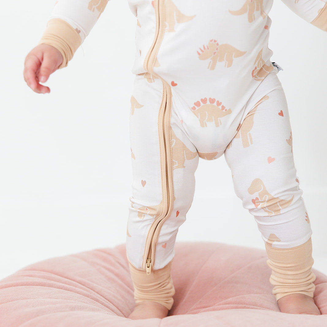 HEARTosaurus Side Zipper Lounger