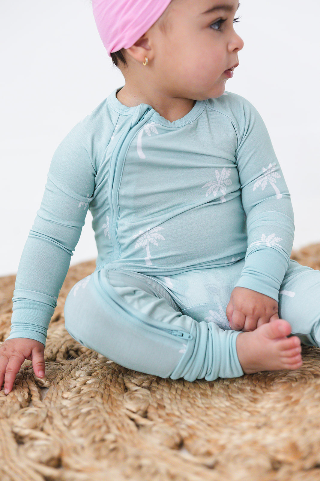Palms Side Zipper Lounger